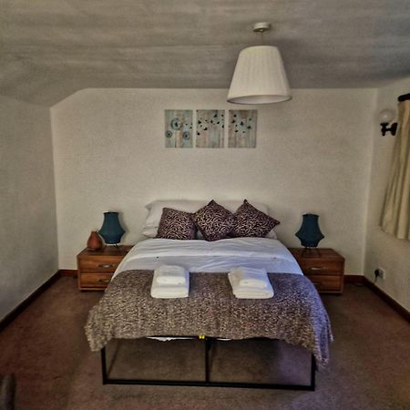 The Lodge@ Beechwood House Mossley Экстерьер фото